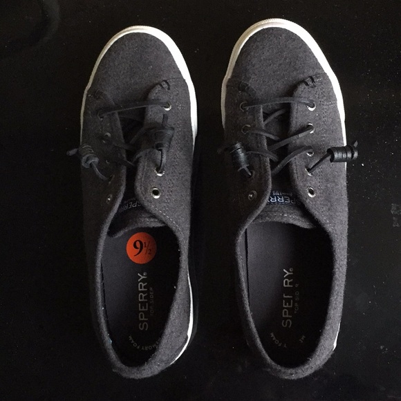 Sperry Top-Sider Dark Grey Wool Lace Up Sneakers - Picture 2 of 8